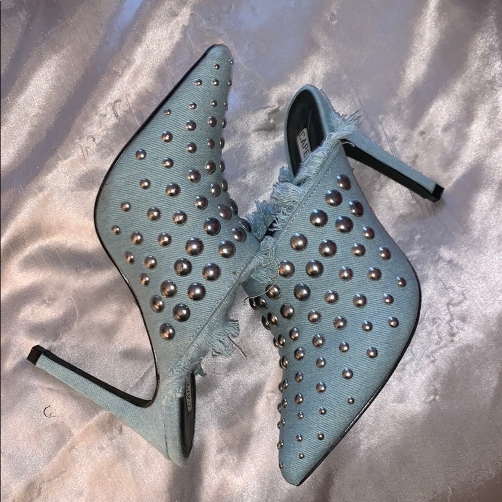 Super cute half pumps
